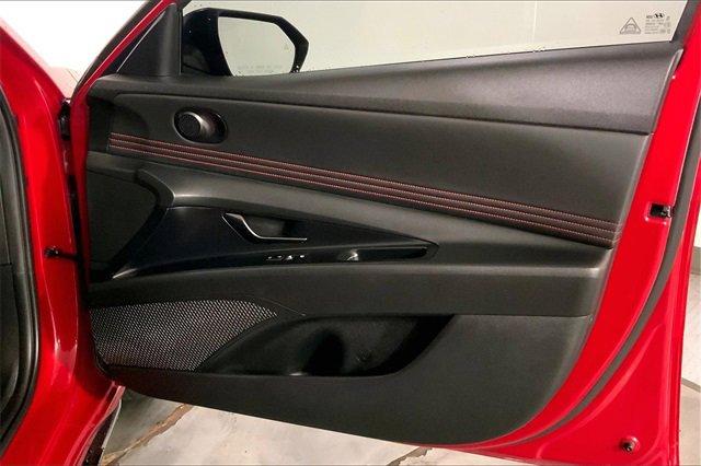 2022 Hyundai Elantra Vehicle Photo in TOPEKA, KS 66609-0000