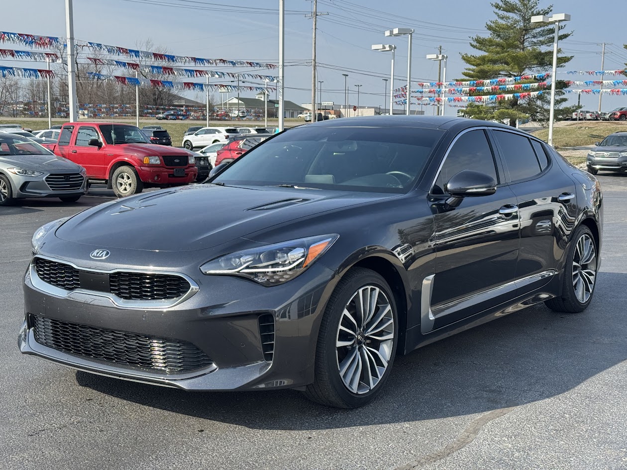 2019 Kia Stinger Vehicle Photo in BOONVILLE, IN 47601-9633