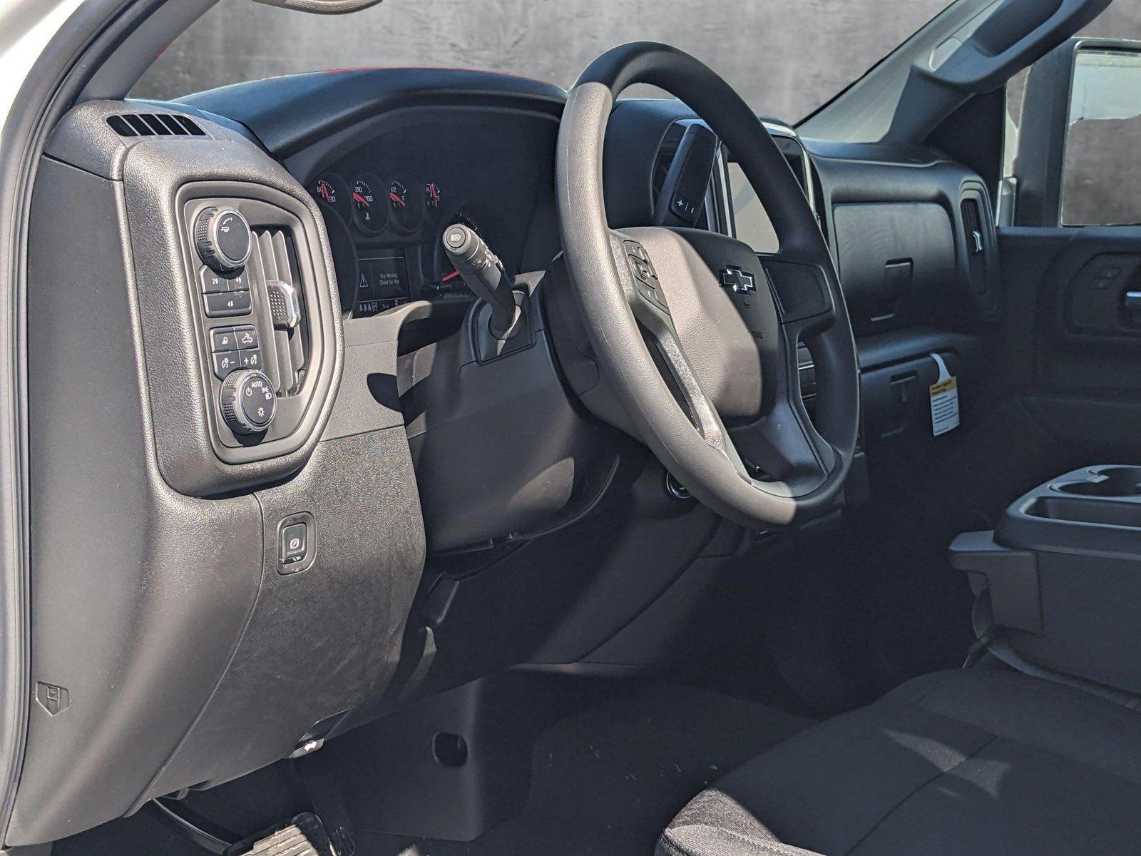 2025 Chevrolet Silverado 2500 HD Vehicle Photo in MIAMI, FL 33172-3015