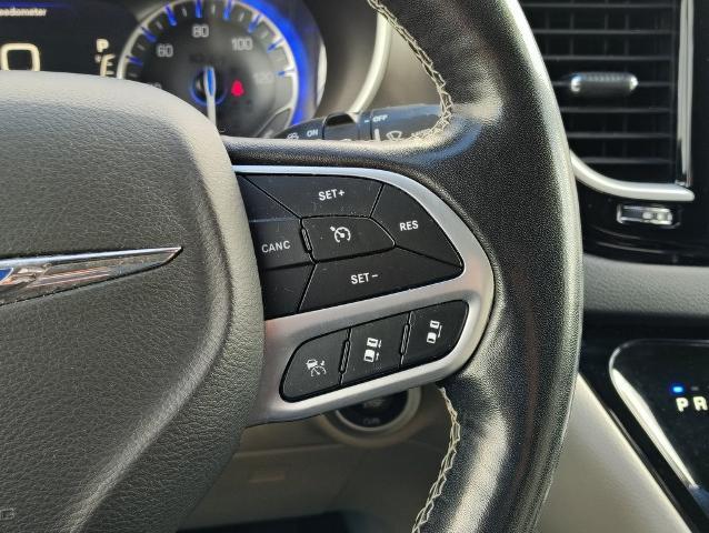2021 Chrysler Pacifica Vehicle Photo in GREEN BAY, WI 54304-5303