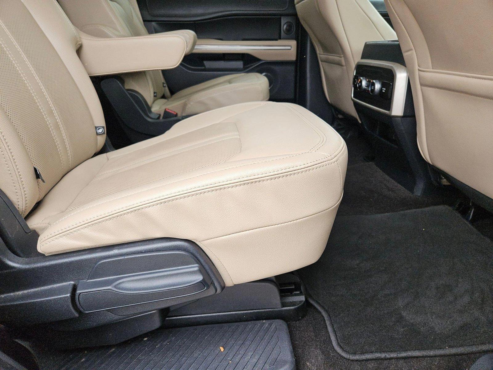 2022 Ford Expedition Vehicle Photo in CORPUS CHRISTI, TX 78416-1100