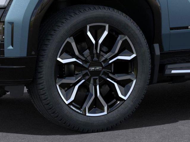 2025 GMC Sierra EV Vehicle Photo in MEDINA, OH 44256-9631