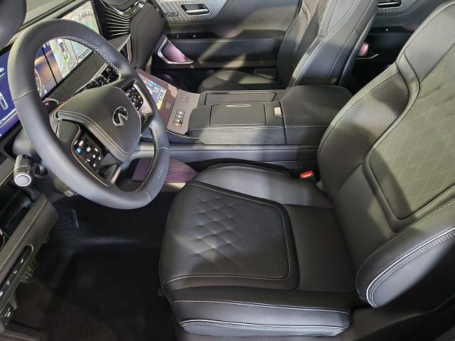 2025 INFINITI QX80 Vehicle Photo in DALLAS, TX 75209