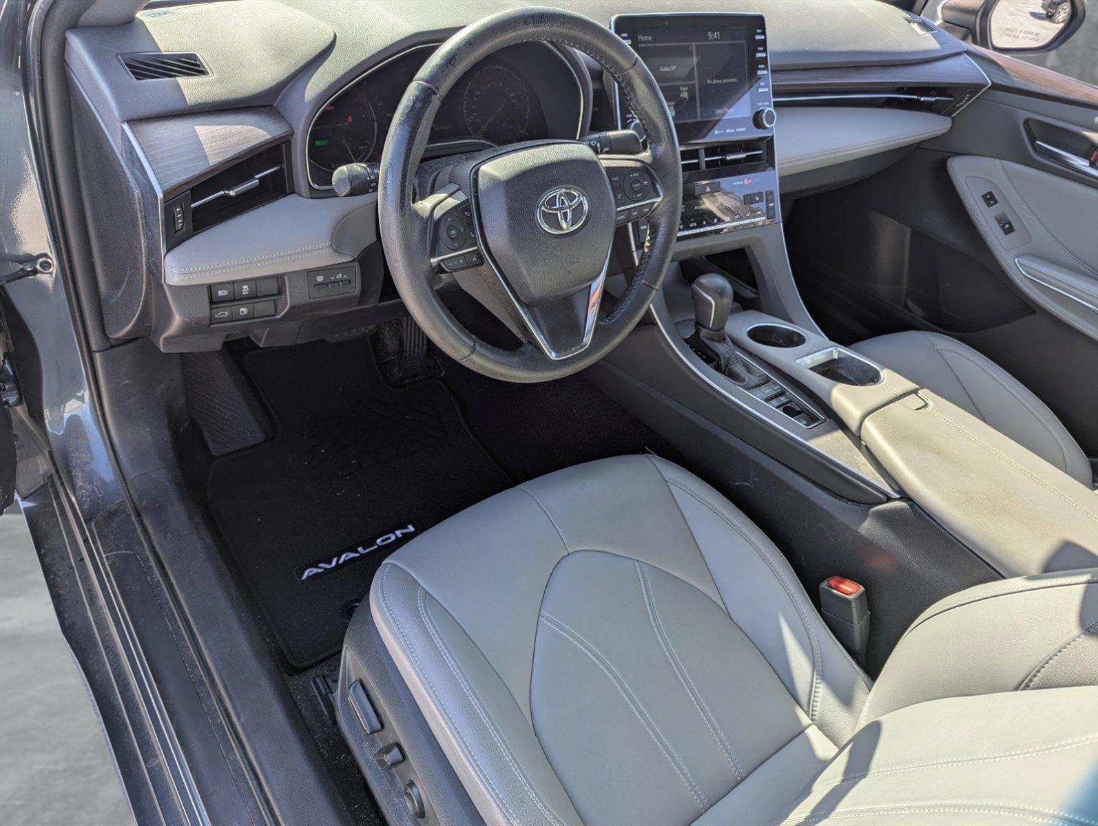 2019 Toyota Avalon Vehicle Photo in Ft. Myers, FL 33907