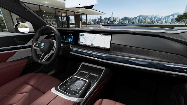 2025 BMW 750e xDrive Vehicle Photo in GRAPEVINE, TX 76051