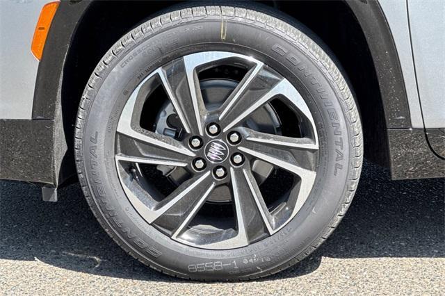 2025 Buick Enclave Vehicle Photo in ELK GROVE, CA 95757-8703