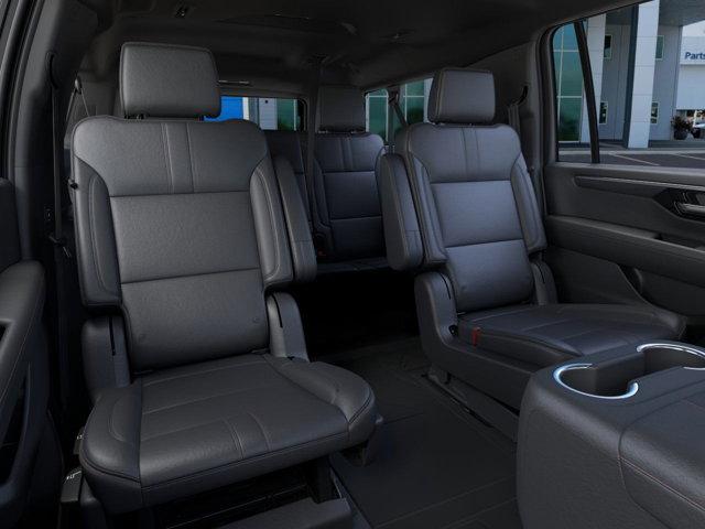 2025 Chevrolet Suburban Vehicle Photo in SELMA, TX 78154-1460