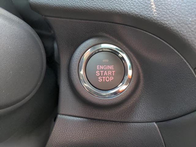 2025 Subaru Ascent Vehicle Photo in Green Bay, WI 54304