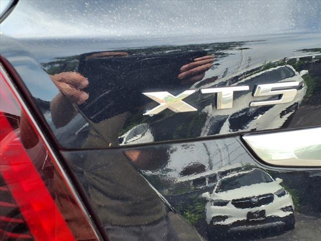 2022 Cadillac XT5 Vehicle Photo in SMITHTOWN, NY 11787-5023