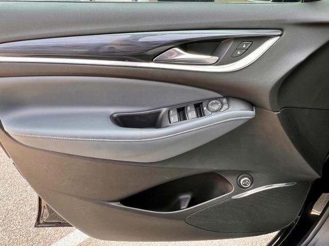 2022 Buick Enclave Vehicle Photo in EFFINGHAM, IL 62401-2832