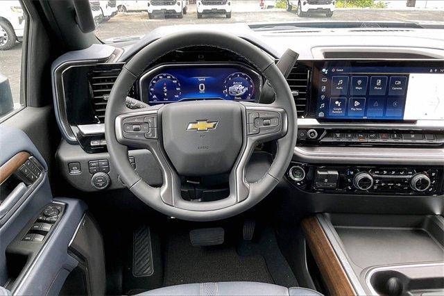 2025 Chevrolet Silverado 3500 HD Vehicle Photo in INDEPENDENCE, MO 64055-1314