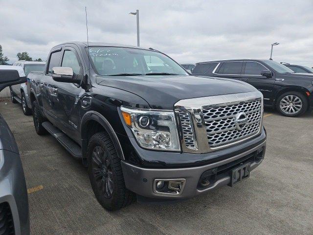 2017 Nissan Titan Vehicle Photo in PUYALLUP, WA 98371-4149