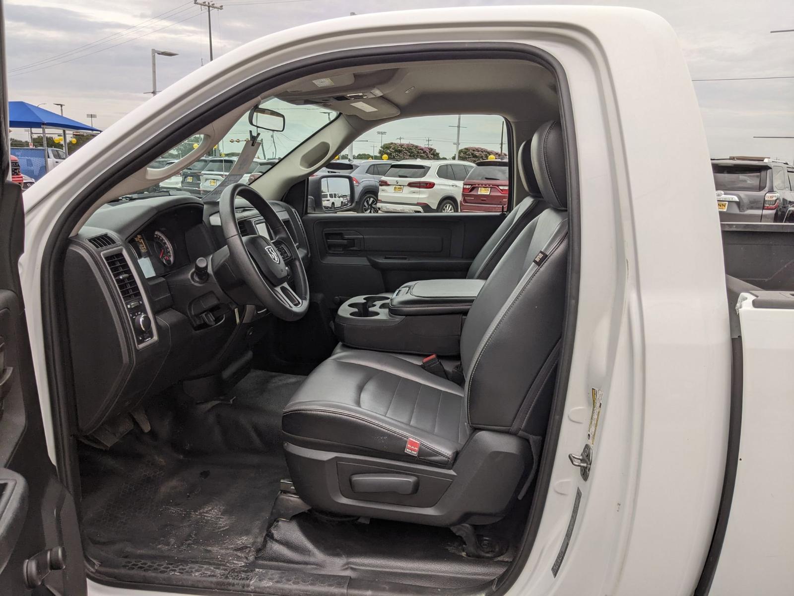 2021 Ram 1500 Classic Vehicle Photo in Seguin, TX 78155