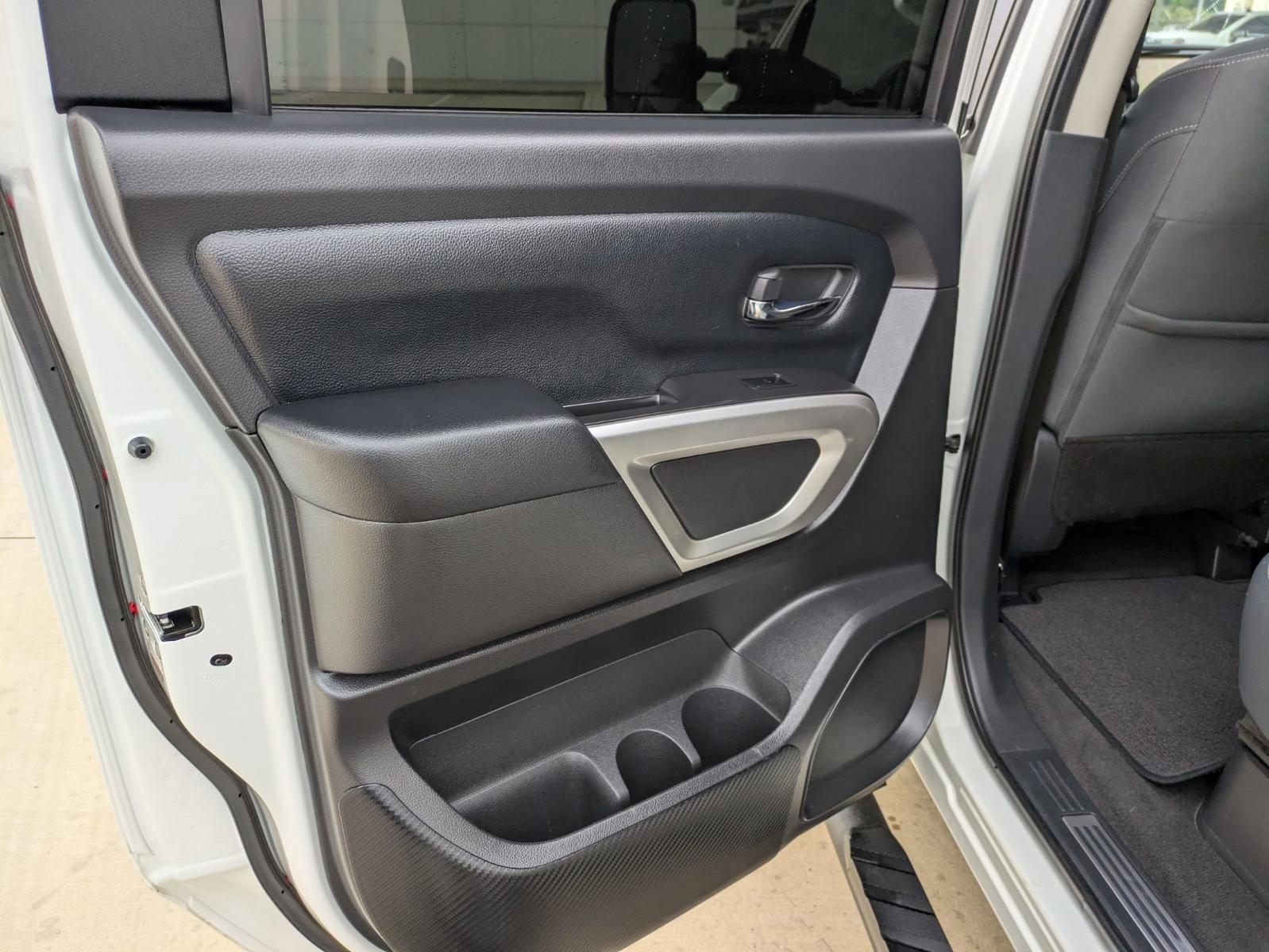 2021 Nissan Titan Vehicle Photo in SELMA, TX 78154-1460