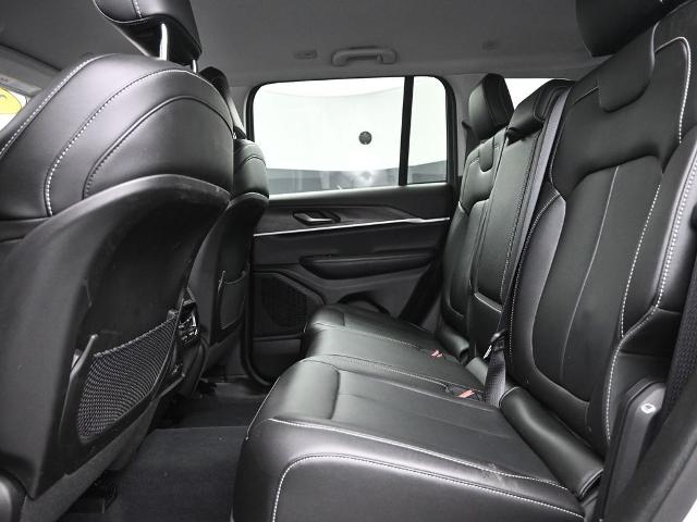 2023 Jeep Grand Cherokee Vehicle Photo in Cedar Rapids, IA 52402