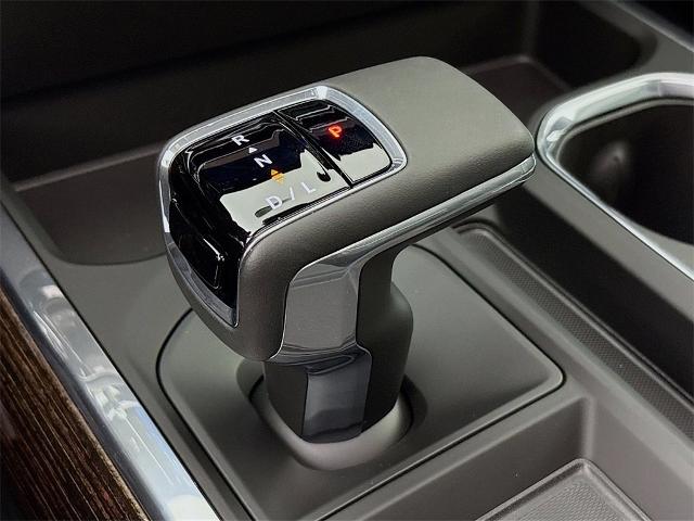 2025 GMC Sierra 1500 Vehicle Photo in PUYALLUP, WA 98371-4149