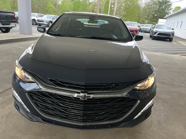 Used 2021 Chevrolet Malibu 1LT with VIN 1G1ZD5ST1MF048828 for sale in Slippery Rock, PA