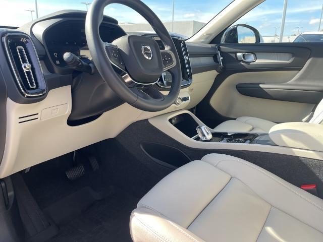 2025 Volvo XC40 Vehicle Photo in Grapevine, TX 76051