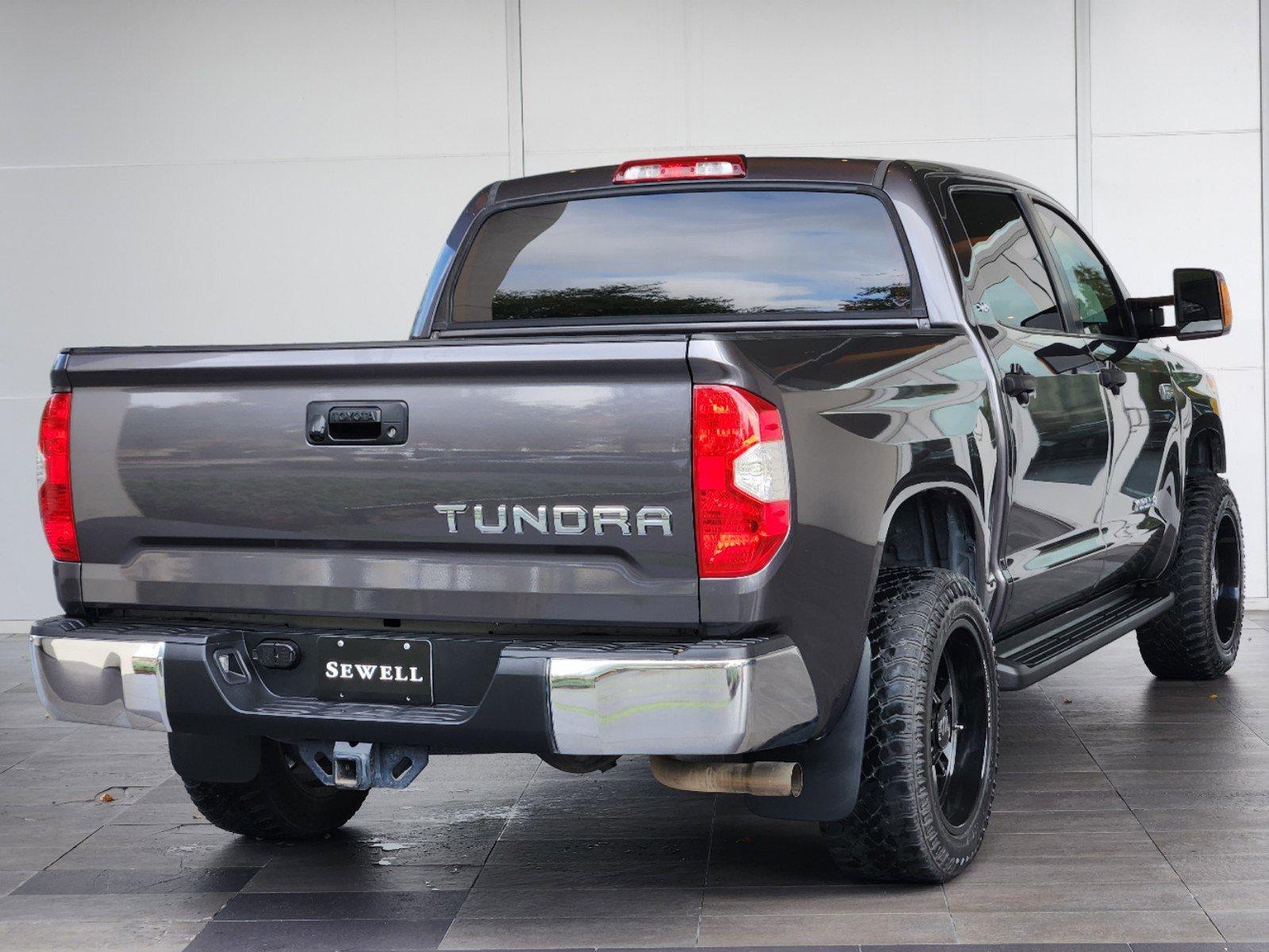 2017 Toyota Tundra 2WD Vehicle Photo in HOUSTON, TX 77079-1502