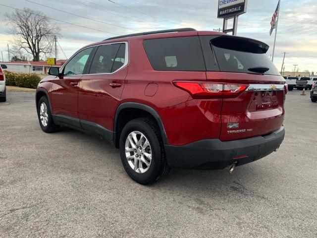 2020 Chevrolet Traverse 1LT photo 2