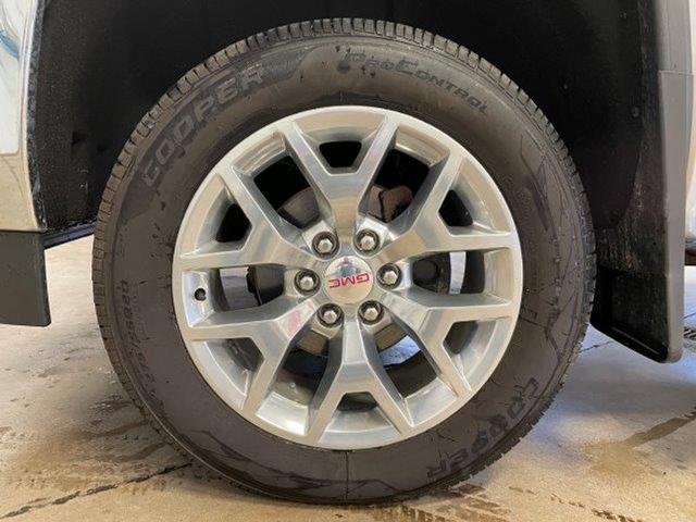 Used 2018 GMC Sierra 1500 SLT with VIN 3GTU2NEC8JG549390 for sale in Platteville, WI