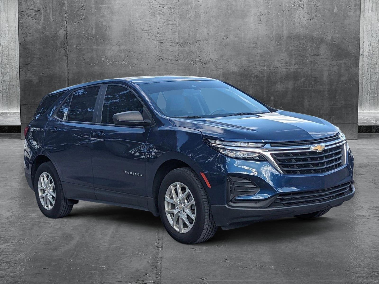 2022 Chevrolet Equinox Vehicle Photo in GREENACRES, FL 33463-3207