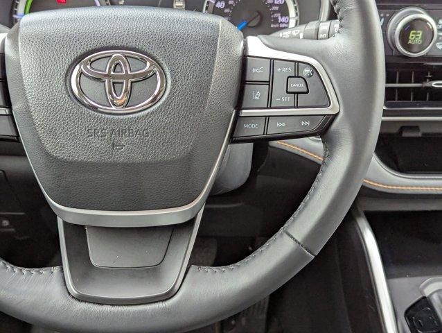 2023 Toyota Highlander Vehicle Photo in San Antonio, TX 78230