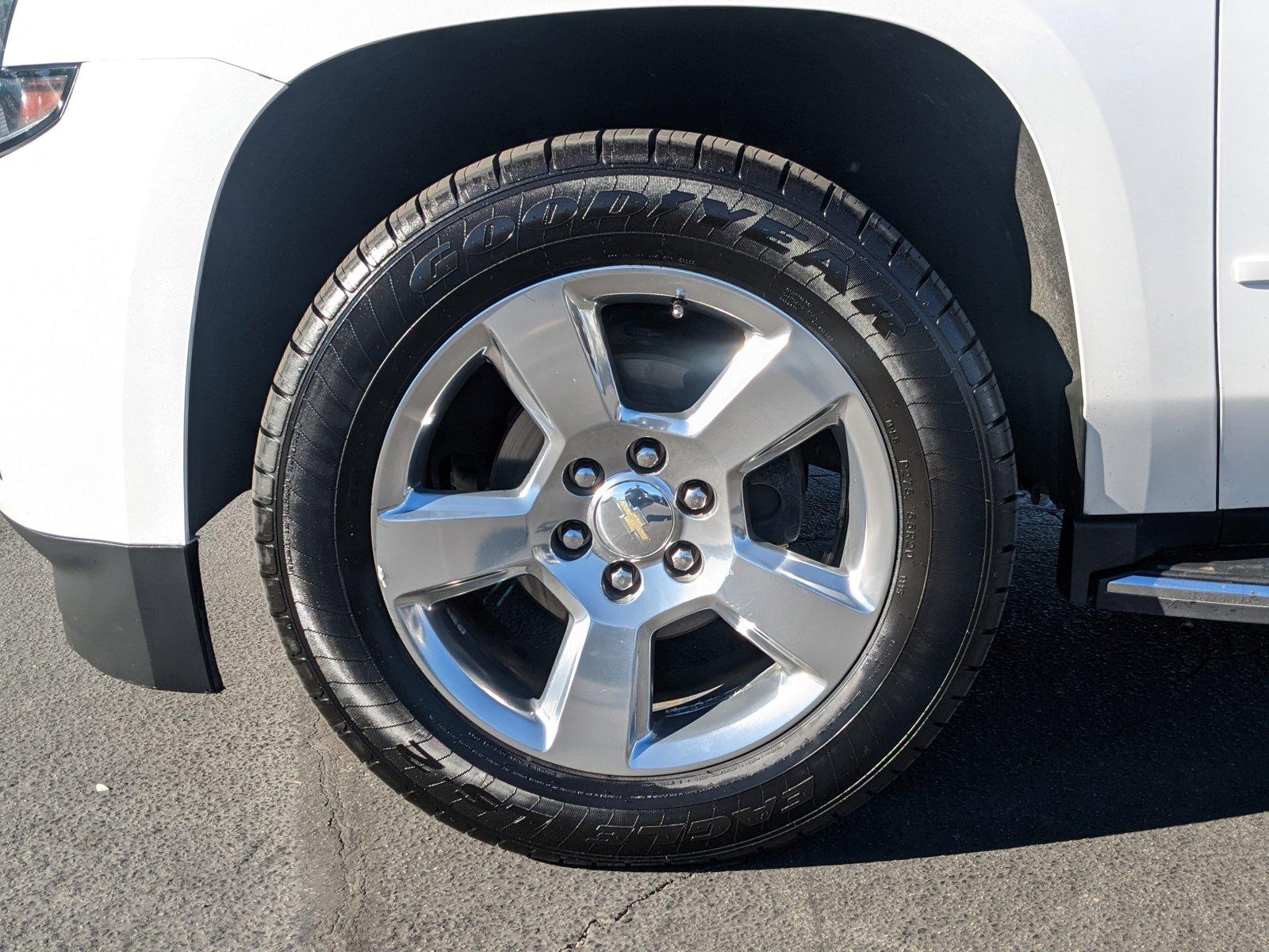 2020 Chevrolet Tahoe Vehicle Photo in VALENCIA, CA 91355-1705