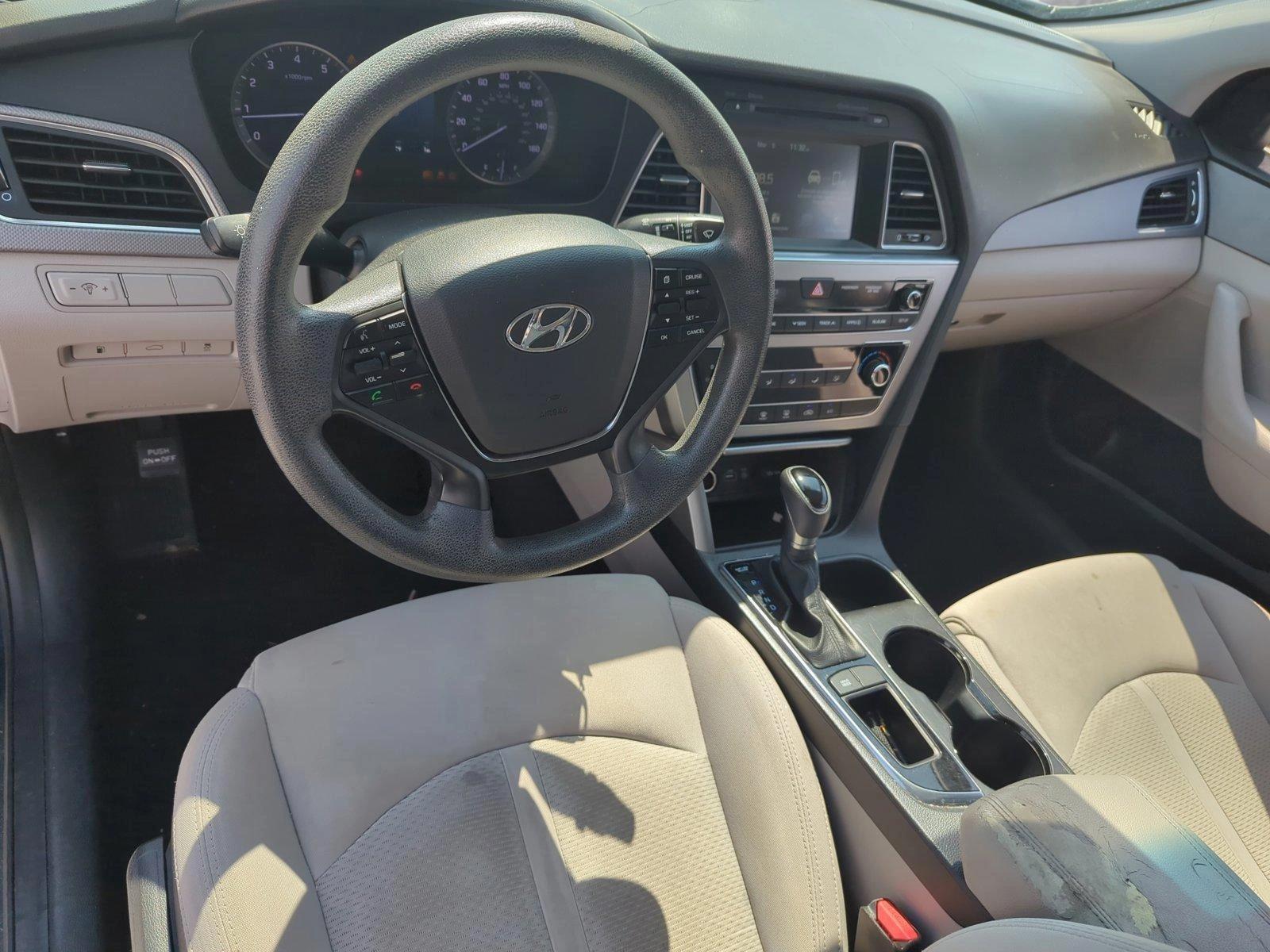 2016 Hyundai SONATA Vehicle Photo in Ft. Myers, FL 33907