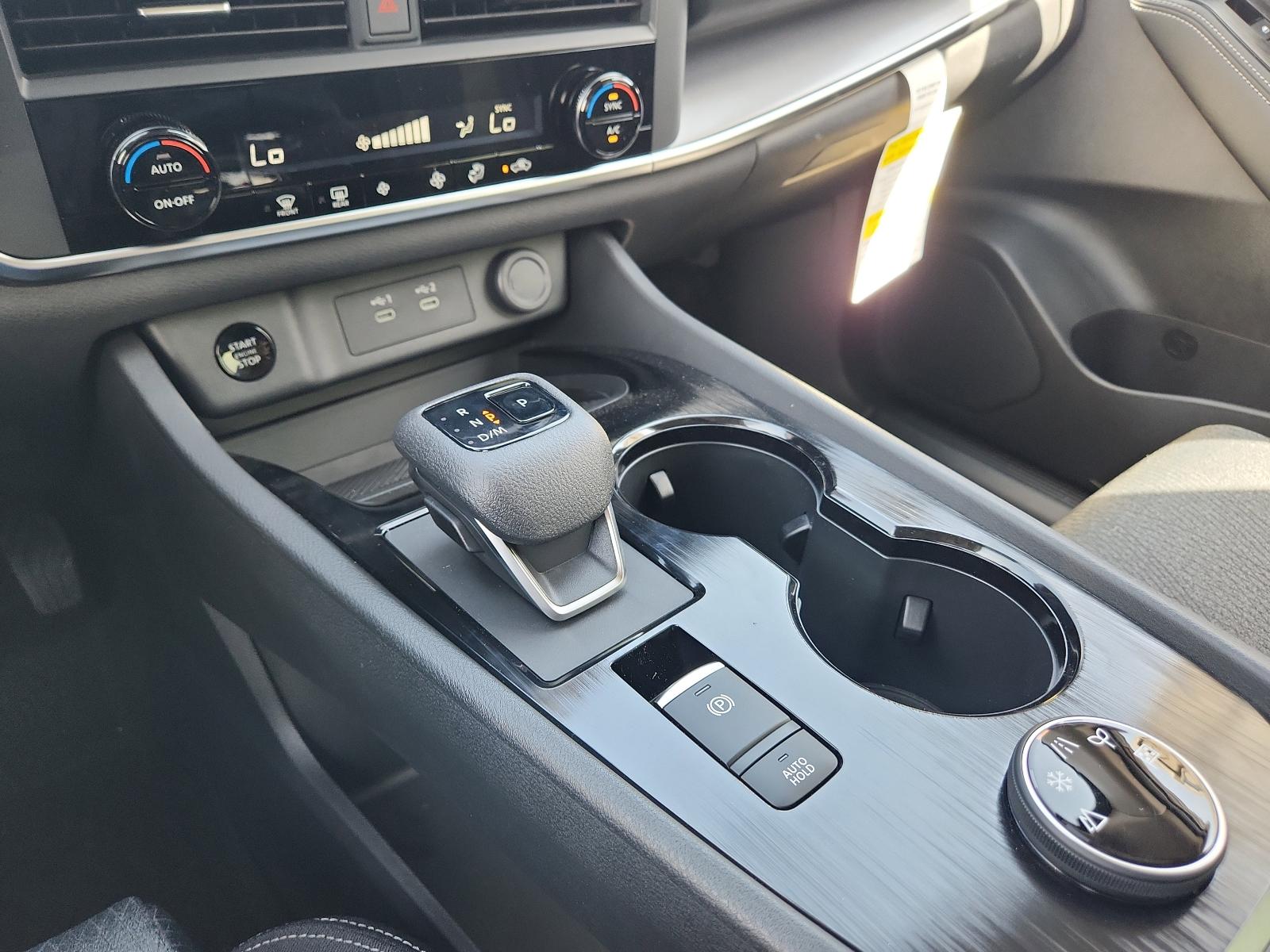 2025 Nissan Rogue Vehicle Photo in Albuquerque, NM 87110