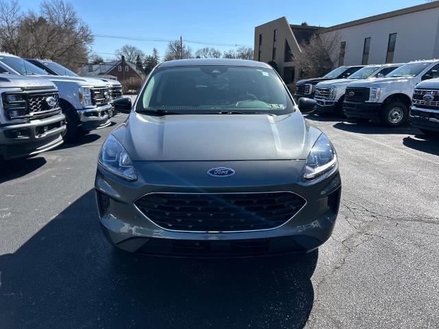 Used 2022 Ford Escape SE with VIN 1FMCU9G64NUB29967 for sale in Paoli, PA