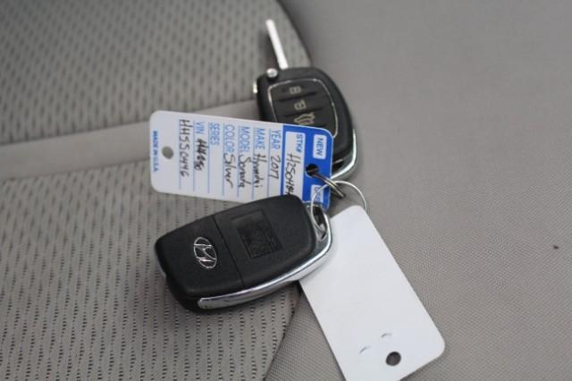 2017 Hyundai SONATA Vehicle Photo in Green Bay, WI 54304