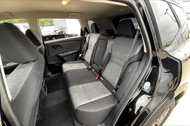 2021 Nissan Rogue Vehicle Photo in Grapevine, TX 76051