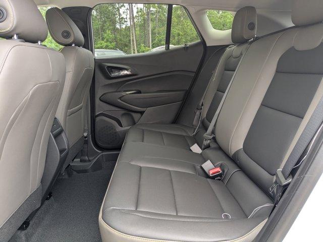2025 Chevrolet Trax Vehicle Photo in BRUNSWICK, GA 31525-1881