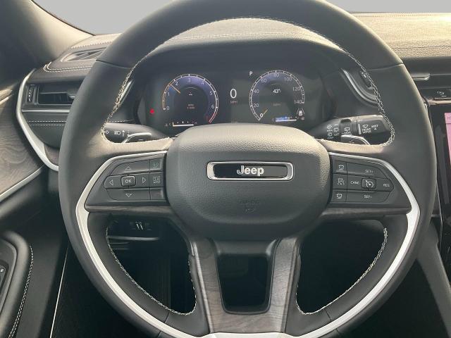 2025 Jeep Grand Cherokee L Vehicle Photo in Kaukauna, WI 54130