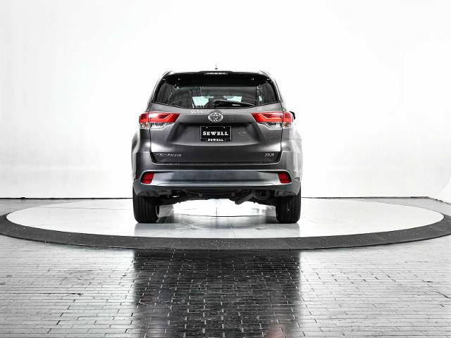 2019 Toyota Highlander Vehicle Photo in DALLAS, TX 75235