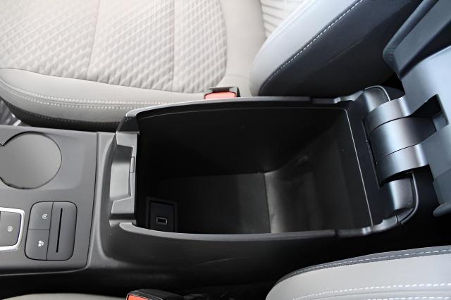 2020 Ford Escape Vehicle Photo in Green Bay, WI 54304