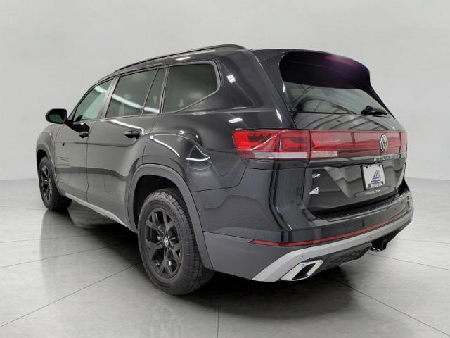 2024 Volkswagen Atlas Vehicle Photo in APPLETON, WI 54914-4656