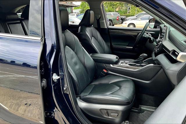 2022 Toyota Highlander Vehicle Photo in San Antonio, TX 78230