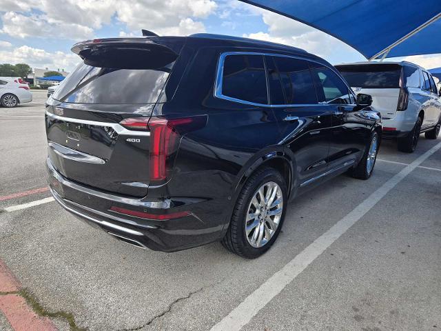 2022 Cadillac XT6 Vehicle Photo in DENTON, TX 76210-9321