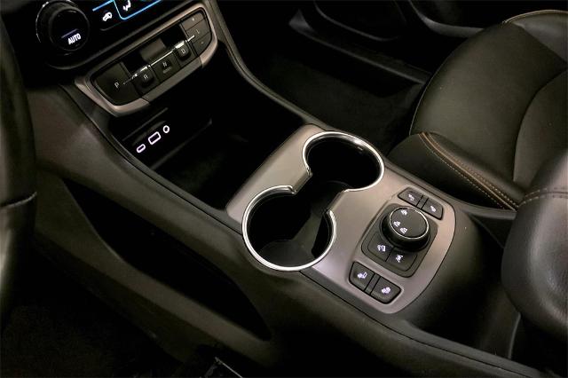2023 GMC Terrain Vehicle Photo in Lees Summit, MO 64086
