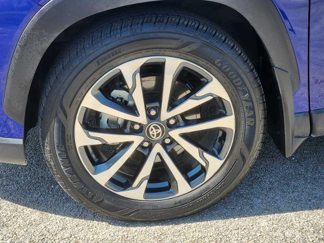 2024 Toyota Corolla Cross Vehicle Photo in DENTON, TX 76210-9321