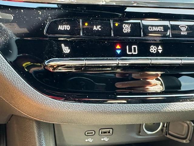 2025 Buick Envista Vehicle Photo in COLUMBIA, MO 65203-3903