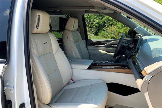 2023 Cadillac Escalade Vehicle Photo in KANSAS CITY, MO 64114-4545