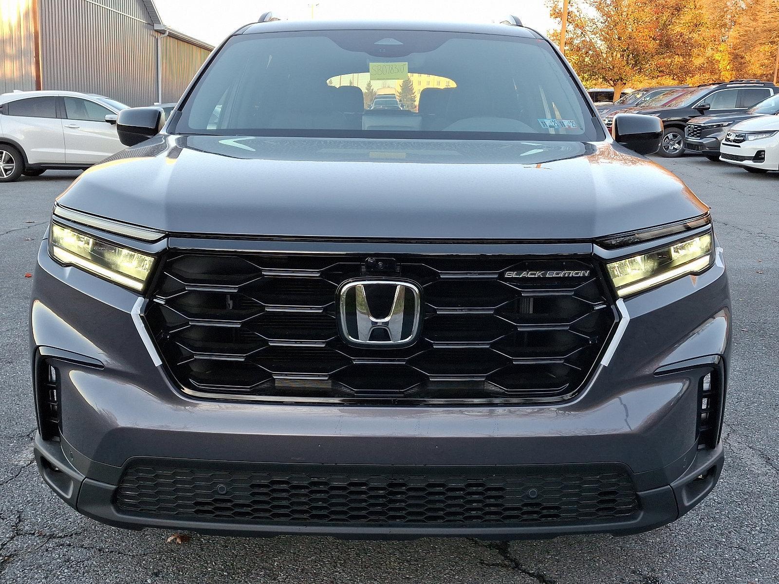 2025 Honda Pilot Vehicle Photo in Harrisburg, PA 17111