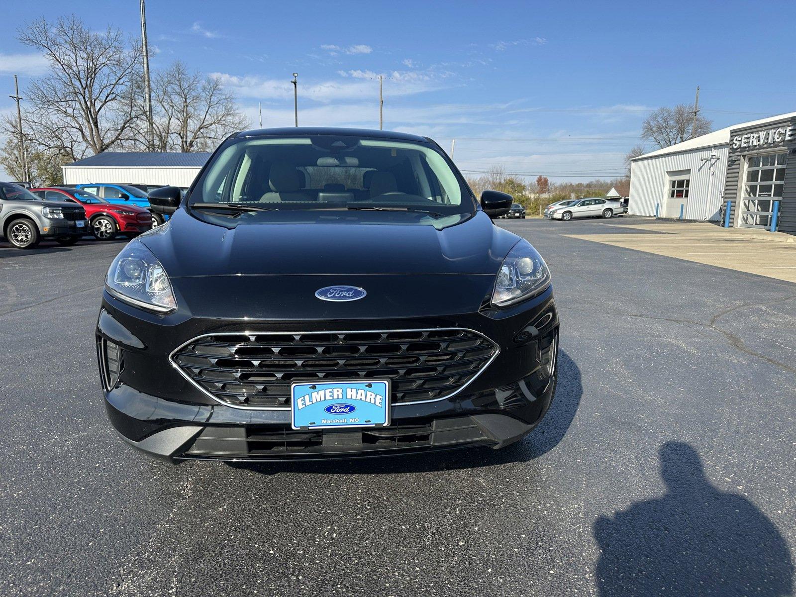 Used 2022 Ford Escape SE with VIN 1FMCU9G60NUB25849 for sale in Kansas City