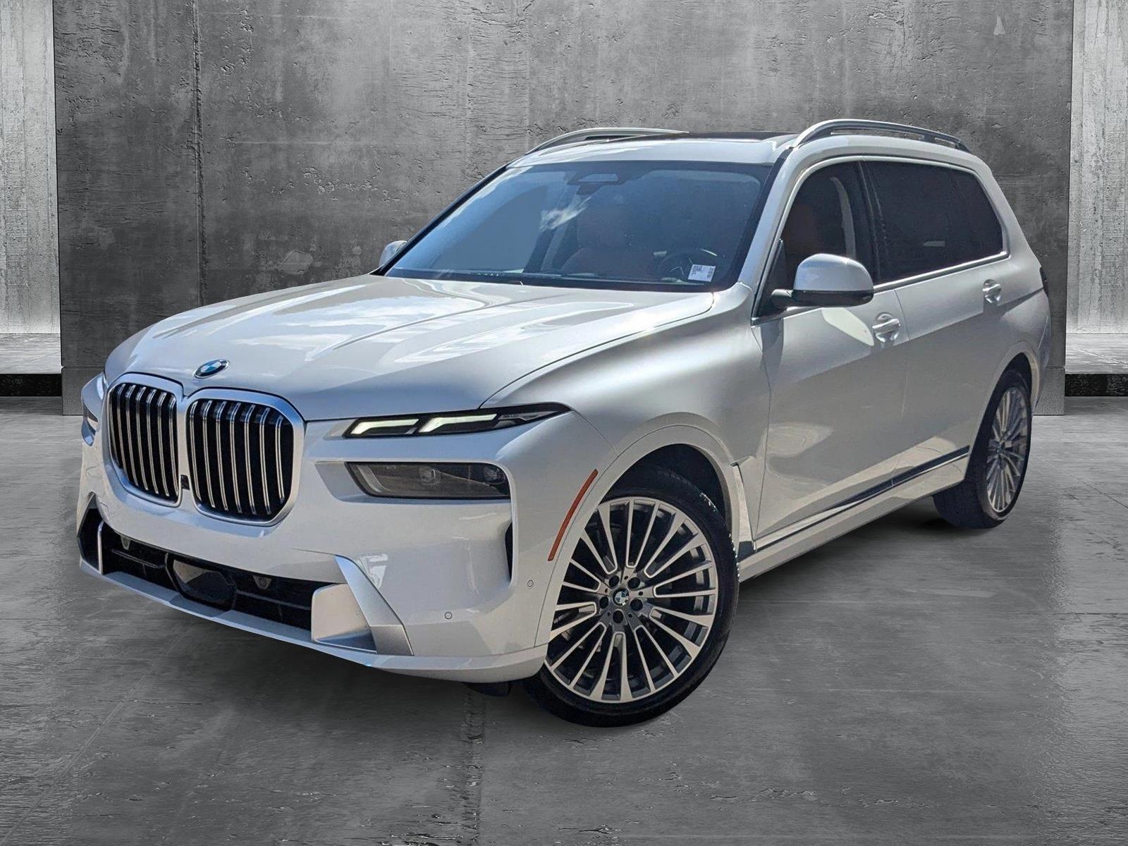 2024 BMW X7 xDrive40i Vehicle Photo in Pompano Beach, FL 33064