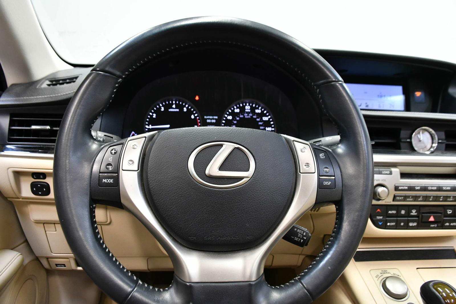 2014 Lexus ES 350 Vehicle Photo in DALLAS, TX 75235