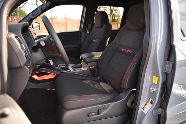 2025 Nissan Frontier Vehicle Photo in Ballwin, MO 63011