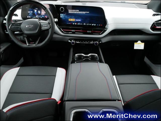 2025 Chevrolet Silverado EV Vehicle Photo in MAPLEWOOD, MN 55119-4794